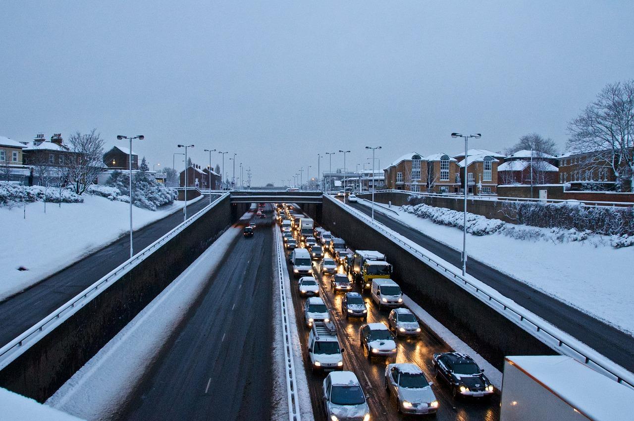 Как изменился новогодний трафик на улицах Алматы