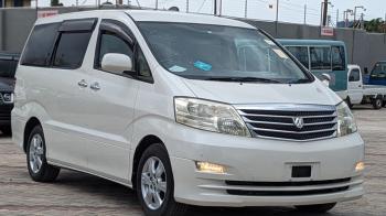 Олжас Бектенов назвал езду на Toyota Alphard нарушением