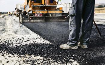 Депутат раскритиковал качество битума при строительстве дорог в Казахстане